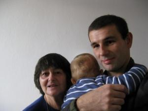 z synem Pawłem i wnukiem Piotrem, listopad 2009 